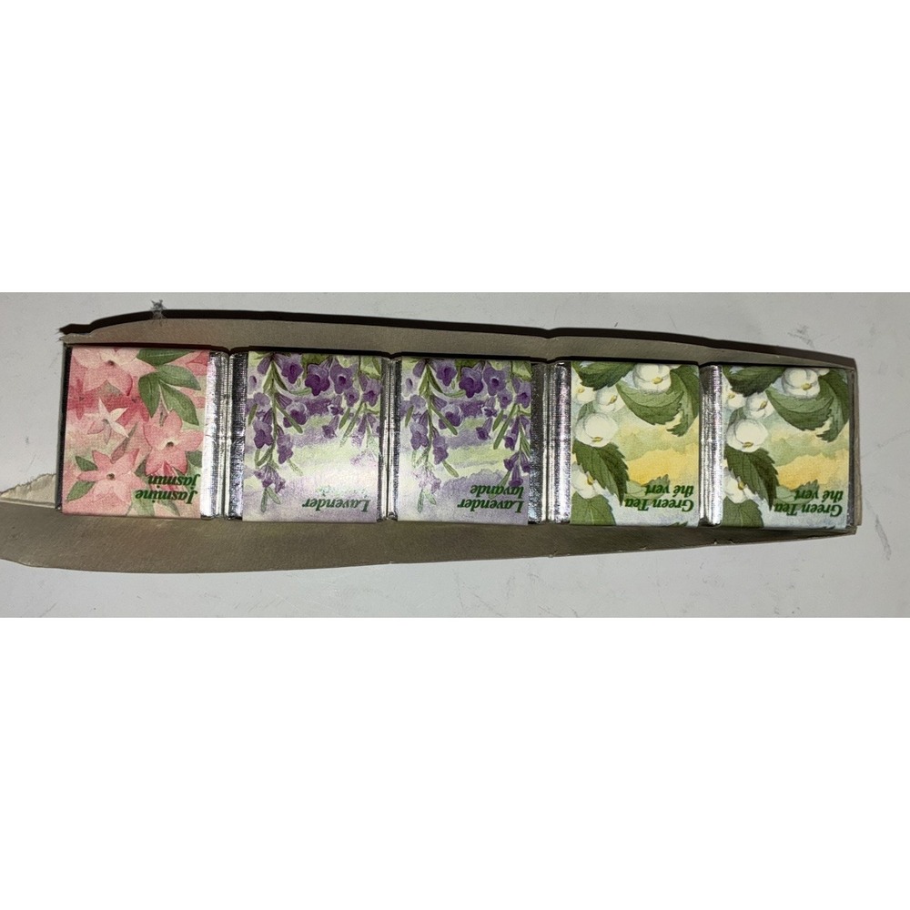 Delgar Aromatherapy English Bath Cubes Jasmine Lavander Green Tea‎ Open Box Vtg - Picture 4 of 8